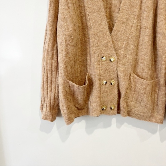 TACH CLOTHING Amira Knit Soft Wool Oversized Cardigan - Picture 8 of 13